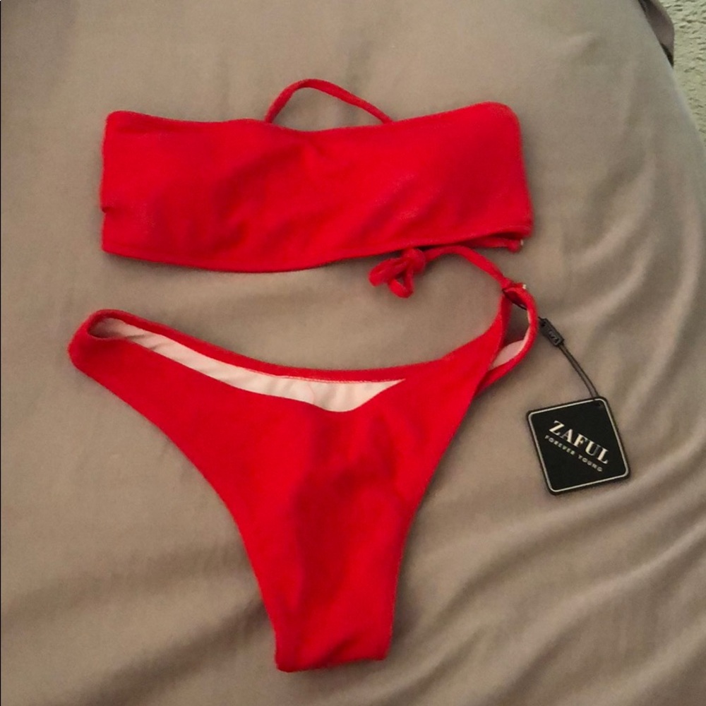 ZAFUL NWT red bathing suit